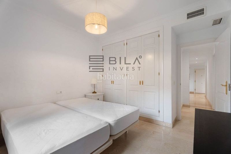 Foto a104f6ea-049a-4a5d-aa30-e386bc277126. Flat with parking pool in Santa María Marbella
