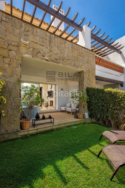Foto 1041e87f-f564-4594-a0f2-d02269f4a6f5. Casa adossada amb aparcament piscina a La Cala Golf - Lagar Martell Mijas