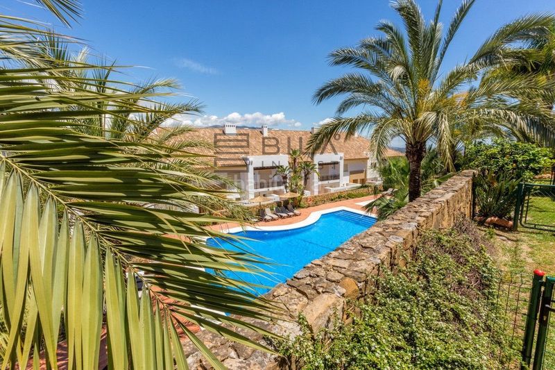 Foto 75441a9f-c014-4eec-a42a-716beb9cc4f4. Casa adossada amb aparcament piscina a La Cala Golf - Lagar Martell Mijas