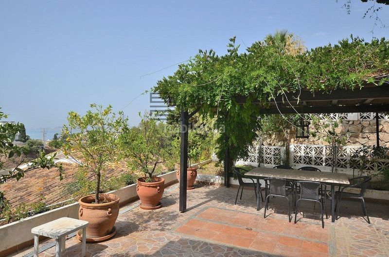 Foto 57c7aacd-fb20-4f9e-b83a-1f17d5c96727. Chalet mit pool in Torremuelle Benalmádena