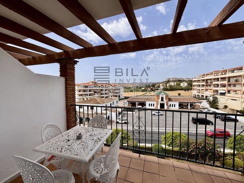 Foto 42018a18-1463-40d1-97f3-f46a037446fe. Àtic amb piscina a Mijas golf Mijas