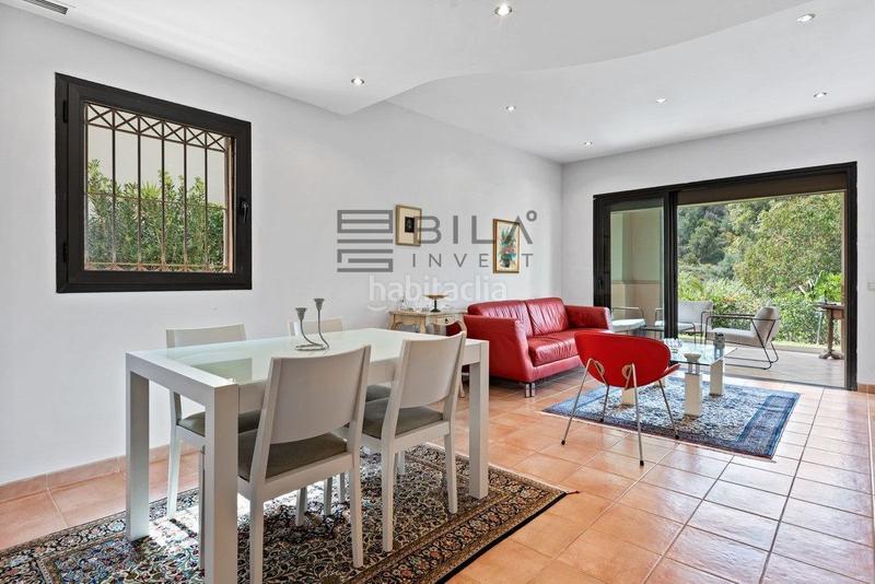 Foto 31327dd5-4f76-46ba-845a-e4cc5825e48a. Etagenwohnung mit parking pool in Río Real Marbella