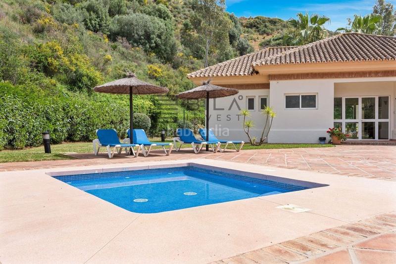 Foto 38909dca-f54b-4491-aa9a-ec538aed384f. Etagenwohnung mit parking pool in Río Real Marbella