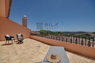 Àtic a Pleyades. Ático en venta en urb. vista real, nueva andalucía, marbella