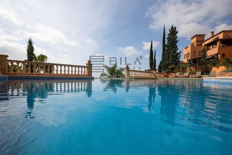 Foto 4ae91b9e-1562-4d4b-aff3-0d7b85fcf7b7. Ático en supermanzana 3j en Los Naranjos Marbella