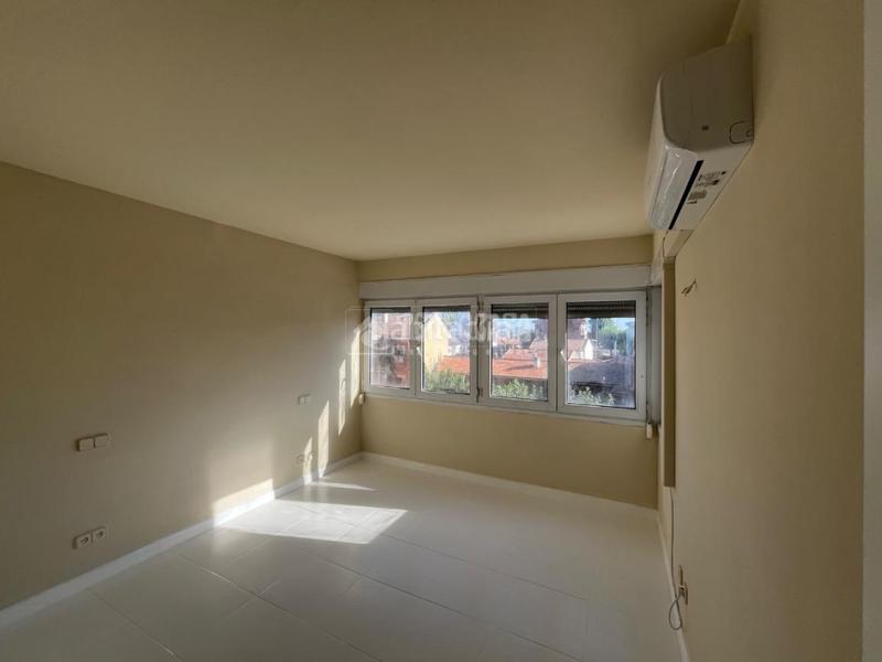 Foto c3ee1945-01d2-477b-b35a-cdfa4d97e7d0. Rent flat with parking in Pueblo Pozuelo de Alarcón