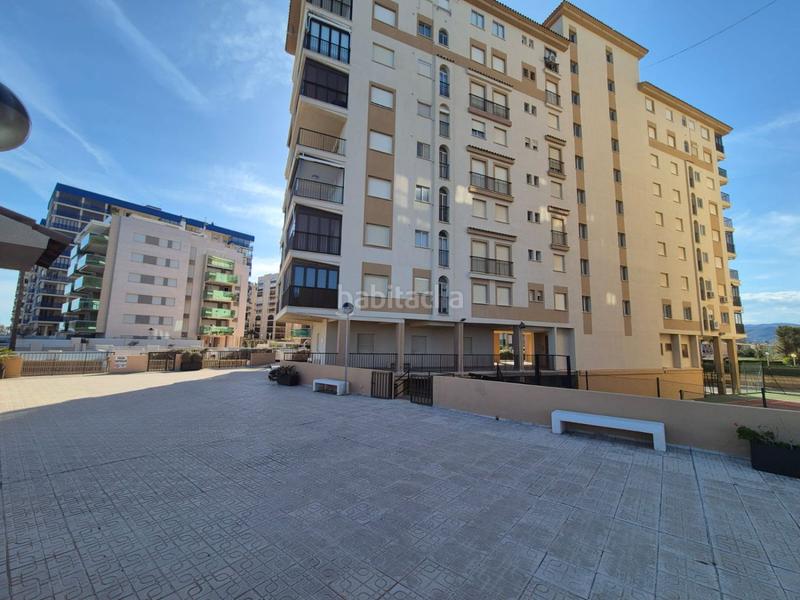Foto 40dc4506-b65c-4ce3-8cac-03a74bc982bb. Lloguer apartament amb aparcament piscina a La Curva Benicasim / Benicàssim