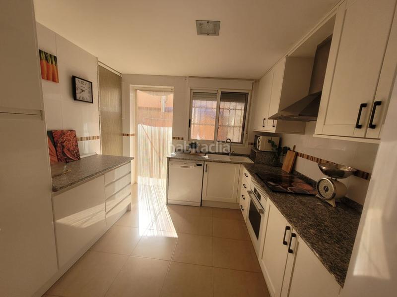 Foto 1ef89dc6-8120-4e0a-8511-f011de46db4e. Chalet  en venta en playa, 3 dormitorios. en Almazora / Almassora