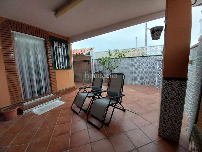 Foto c10d89e1-4884-4cdc-a6be-d8658f8bb2a0. Chalet avec parking dans Madrigal Villarreal / Vila - real