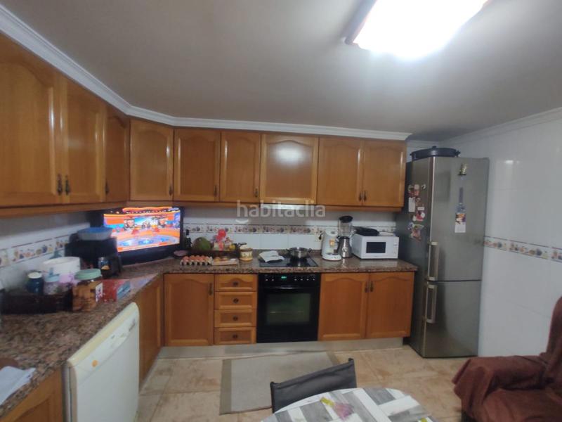 Foto a6e3e5c5-1fe6-495f-82a9-43e539cf0d8e. Casa amb aparcament a Avenida Alemania-Italia Villarreal / Vila - real