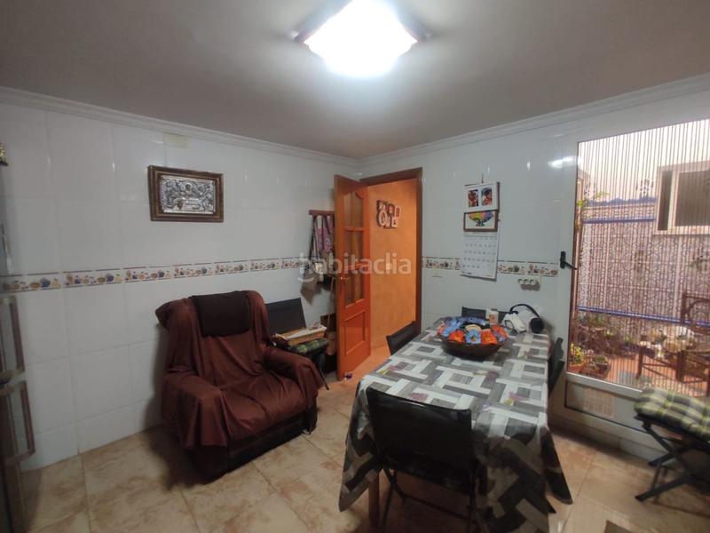 Foto ec727d1d-b7ad-4fb7-99a0-eee0e93dc706. Casa amb aparcament a Avenida Alemania-Italia Villarreal / Vila - real