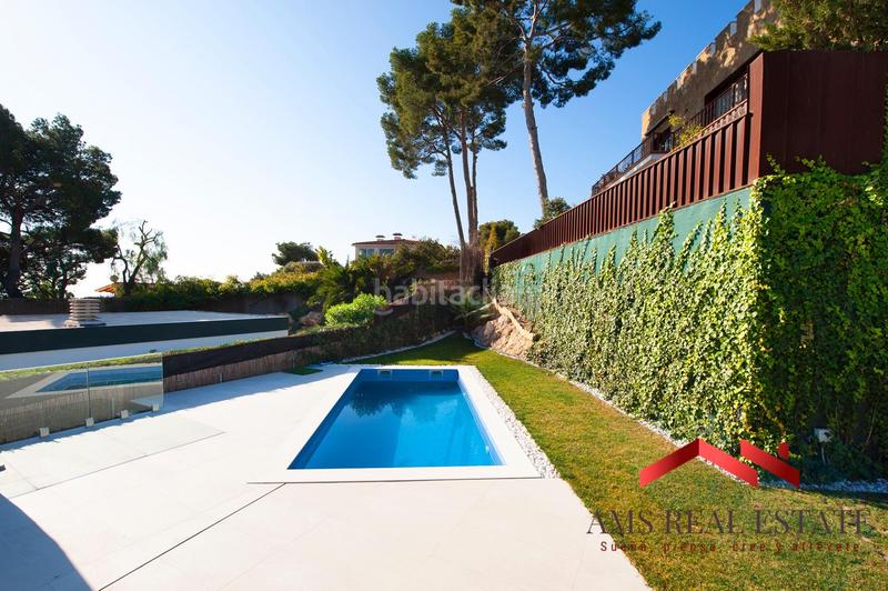 Foto 05920559-eae3-4905-b670-aaed3f5cfaf0. Haus mit heizung parking pool in Montmar Castelldefels