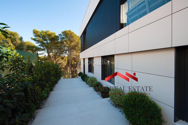 Foto cf887622-f4bd-4919-b276-0e9712c26083. Haus mit heizung parking pool in Montmar Castelldefels
