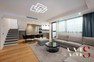 Dúplex en Carrer doctor fleming 0. Dúplex seminuevo en centro castelldefels