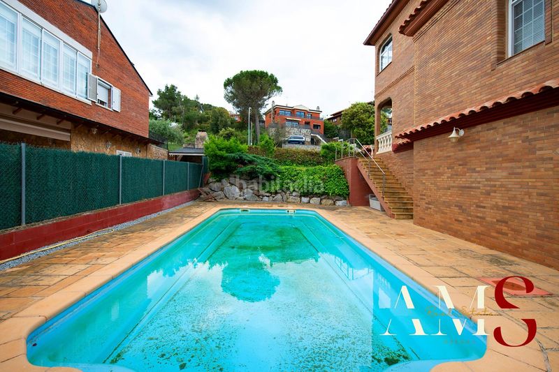 Foto 507ae0d5-1c9c-4eaa-b314-a8e7636a25ba. Xalet amb calefacció aparcament piscina a Begues