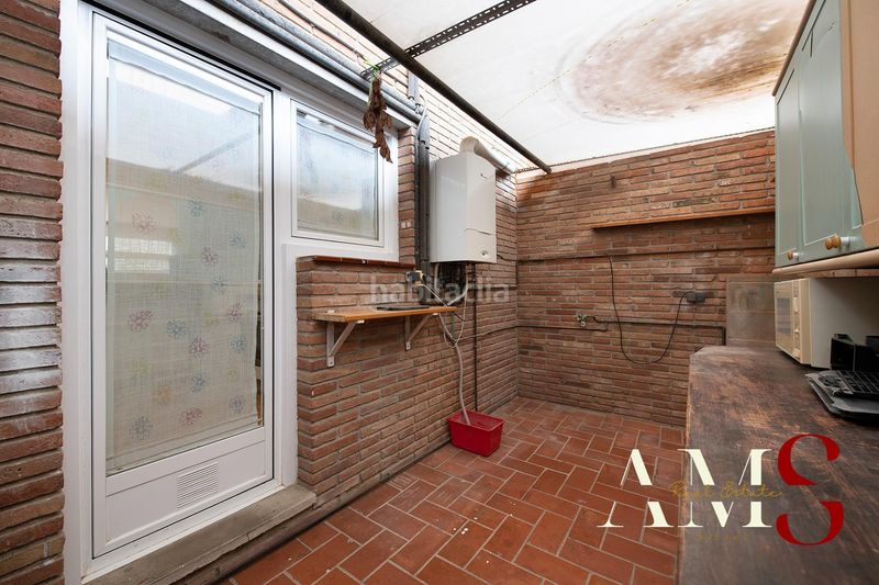 Foto 15e7f97c-730b-4210-a017-a8c68020d9da. Casa aparellada amb calefacció aparcament a Begues
