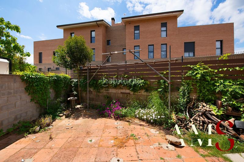 Foto 23c6e0d4-7c6d-4c09-9735-7e285693d7a0. Casa aparellada amb calefacció aparcament a Begues