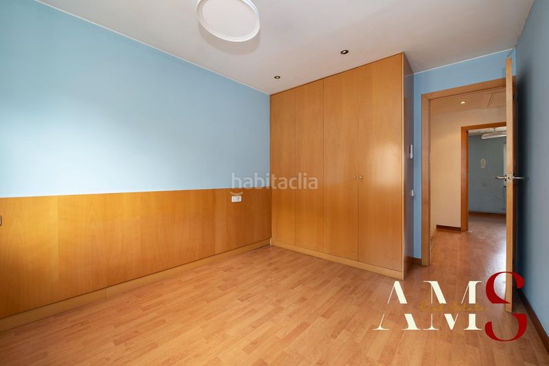Foto 6d5e6462-6d10-4095-9eb8-17a93fc6b91d. Casa aparellada amb calefacció aparcament a Begues