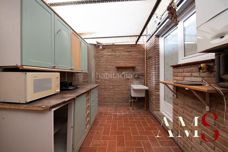 Foto a046d757-dad3-4013-8504-6688b51585e0. Casa aparellada amb calefacció aparcament a Begues