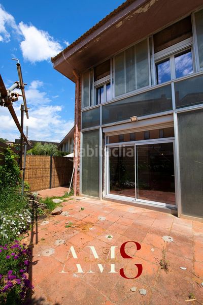 Foto d5e67793-2075-4c62-b5e4-408a339c45db. Casa aparellada amb calefacció aparcament a Begues