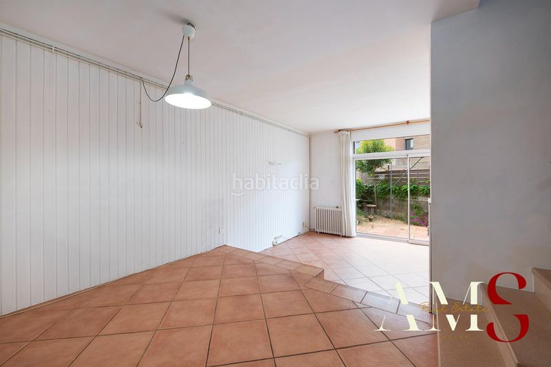 Foto d661181d-6e7a-4355-b7db-2fa53d54e53a. Casa aparellada amb calefacció aparcament a Begues