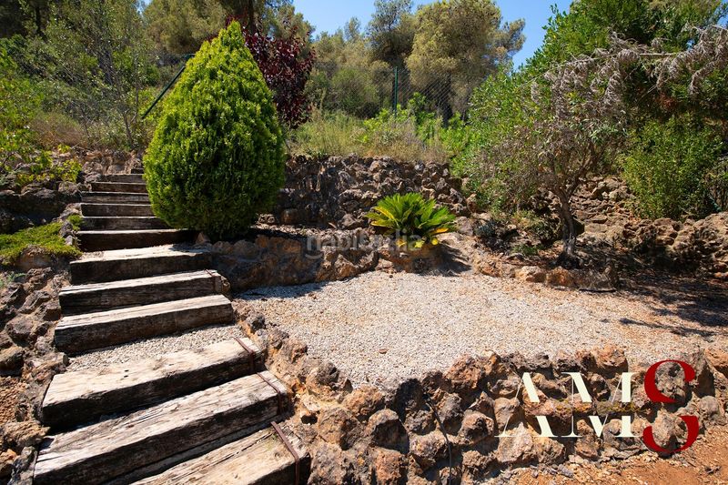Foto a88e57ba-9c19-470f-a9d0-866049db3c13. Xalet amb calefacció aparcament a Begues