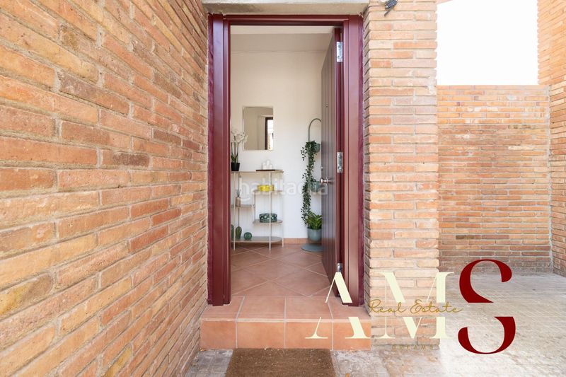 Foto 21903ef6-ca6f-4648-94b6-2af72531e1c1. Casa pareada  centro en Begues