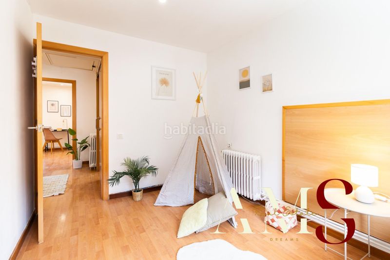 Foto 6fd8ac02-bab1-463b-a7a4-35a6bd789130. Casa pareada  centro en Begues