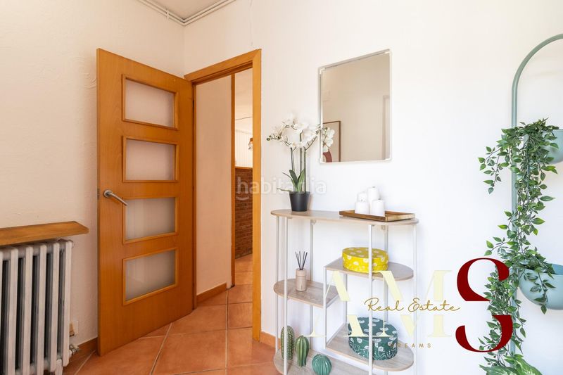 Foto 73821c3d-ac00-4618-9967-83aaeac6c111. Casa pareada  centro en Begues