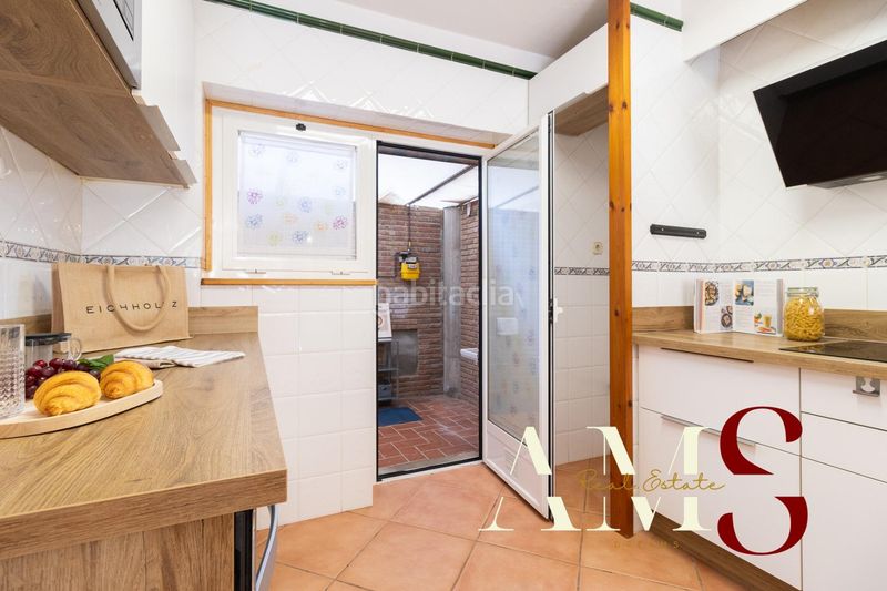 Foto 7c08a34f-947b-4df2-8a32-dbcf71c5854c. Casa pareada  centro en Begues