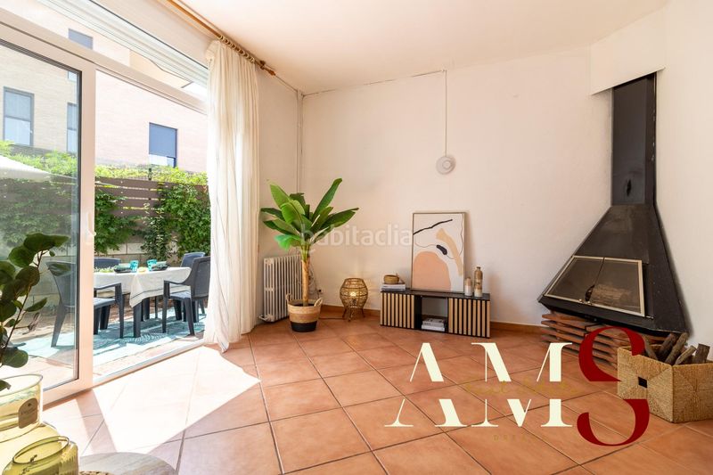 Foto 8ff7c163-9e5b-449e-9736-488fe5cdc4e3. Casa pareada  centro en Begues