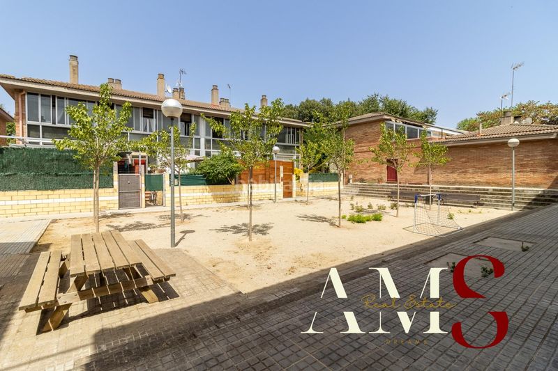 Foto 9a174a88-619b-46cd-ba86-d7aa0d99a6e9. Casa pareada  centro en Begues