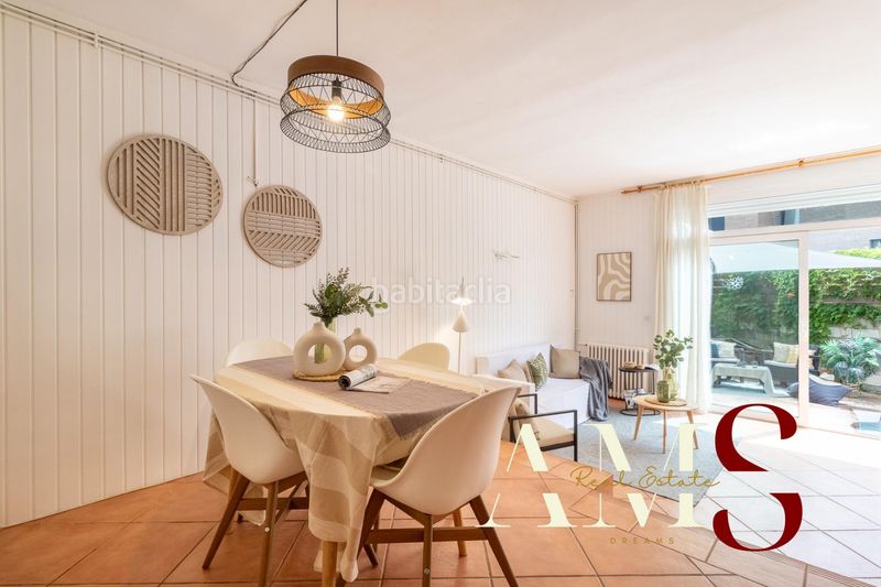 Foto a384c34d-367c-4a85-aec2-df1eabfcab2c. Casa pareada  centro en Begues