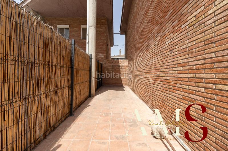 Foto bb6b464b-ce5d-4bb1-b345-7fdc4999e5df. Casa pareada  centro en Begues