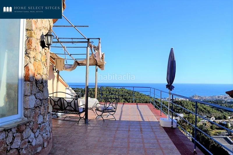 Foto 1dadbf52-022d-482f-bf97-bc2a54d4da17. Casa torre quint mar con vistas panorámicas y piscina en Sitges