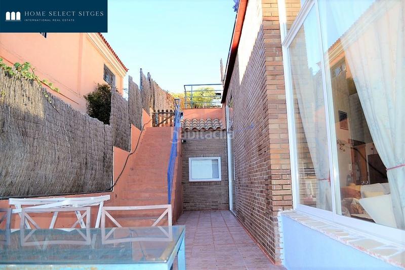 Foto d7599072-51f2-4420-ae65-3966d090d04f. Casa torre quint mar con vistas panorámicas y piscina en Sitges