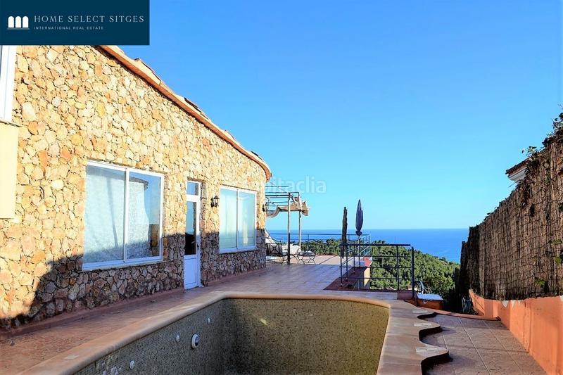 Foto ecf89d41-2e3d-4f2f-9948-8e0e111010ff. Casa torre quint mar con vistas panorámicas y piscina en Sitges