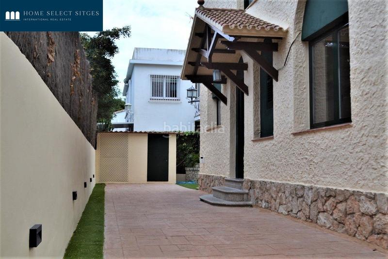 Foto 742d5e68-7086-46b2-ac62-99dfcbff00c0. Alquiler chalet villa de lujo en el centro en Centre Sitges