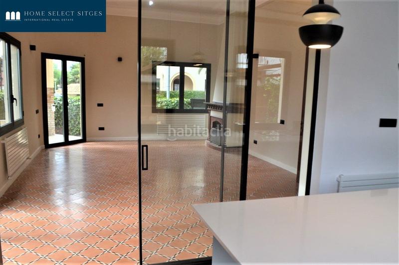 Foto f8731e5e-70b6-403d-ab64-6824e52db255. Location chalet avec chauffage parking piscine dans Sitges