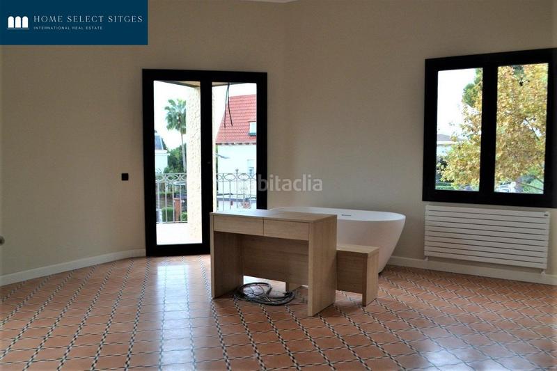 Foto f7910593-d402-4326-888c-d31140081f70. Miete chalet mit heizung parking pool in Centre Sitges