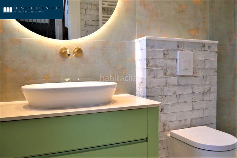 Foto 1088382c-35c6-464f-ac47-59bd69930b3a. Rent chalet with heating parking pool in Centre Sitges