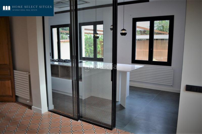 Foto 564b4923-b33e-4d7d-b778-bde2bc3331ce. Rent chalet with heating parking pool in Centre Sitges