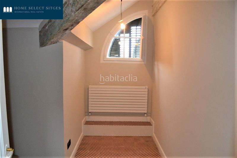 Foto 9354d239-1c7a-4099-aeb7-31d07b0141e8. Rent chalet with heating parking pool in Centre Sitges