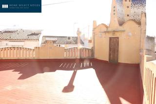 Appartement à Centre. Magnífico piso modernista en el centro de sitges