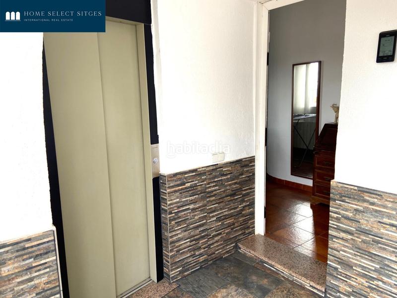 Foto 44fda88a-252e-4758-b4e8-3b2780f6ec70. House with heating parking pool in La Miranda Esplugues de Llobregat