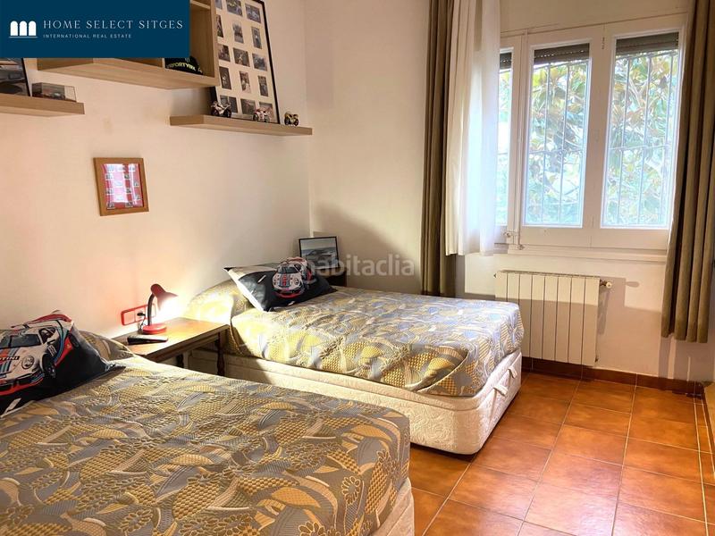 Foto f4f8e155-77af-4d14-9582-d455c2f9d59b. House with heating parking pool in La Miranda Esplugues de Llobregat