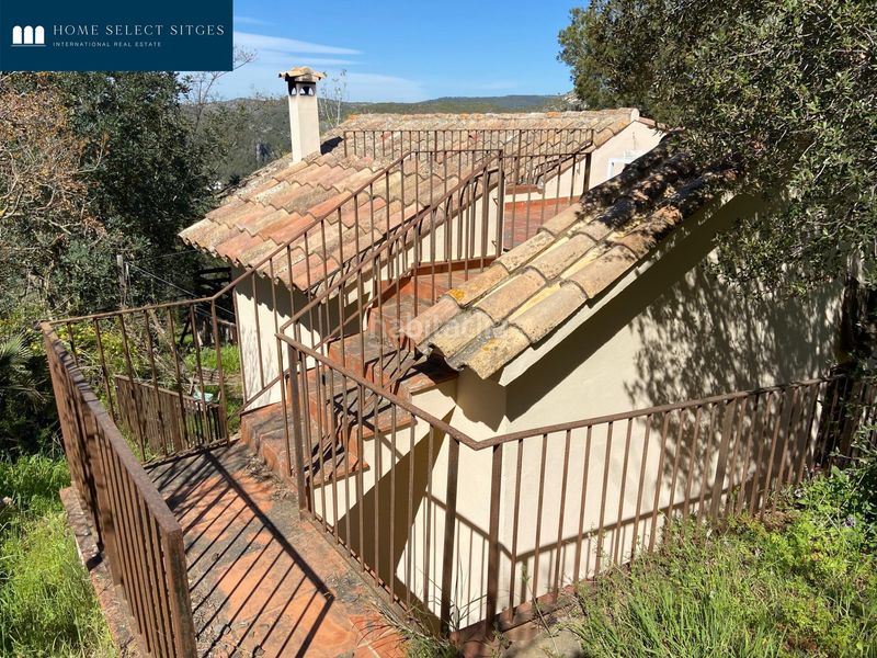 Foto d8905de3-29e6-4fef-9338-4a877156598a. Casa amb aparcament a Olivella