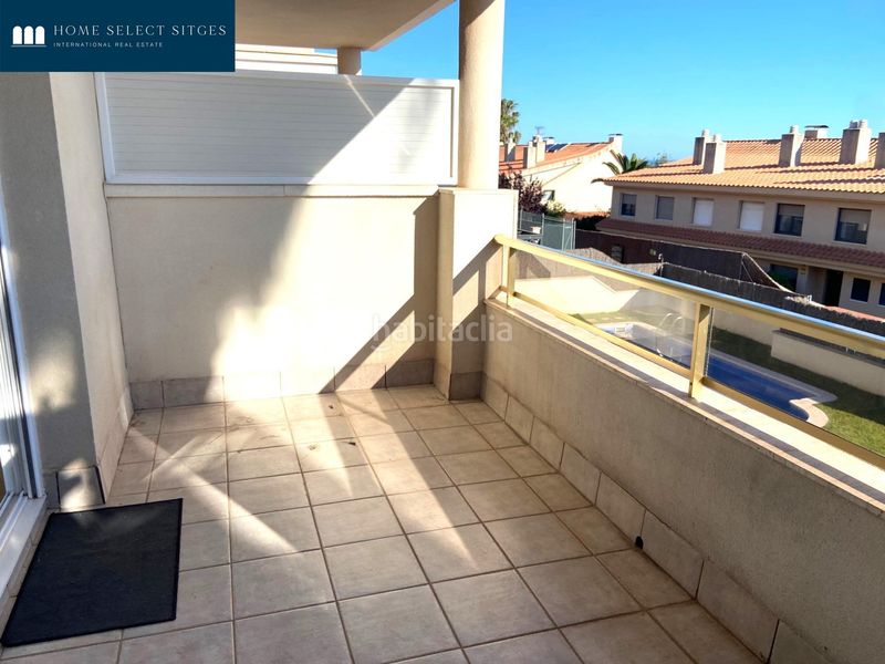Foto 048ce1fa-c9e5-4d1a-8499-6bd2c449db8f. Casa aparellada amb calefacció aparcament piscina a Sitges