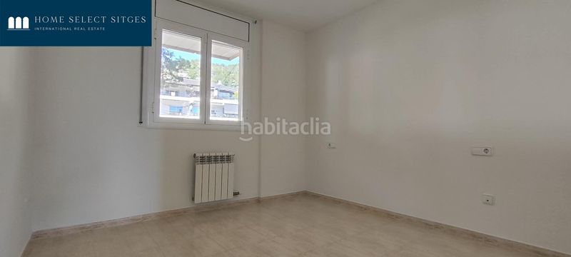 Foto 57879f12-d8c6-4dd4-92df-40d3e9daf9d9. Casa aparellada amb calefacció aparcament piscina a Sitges