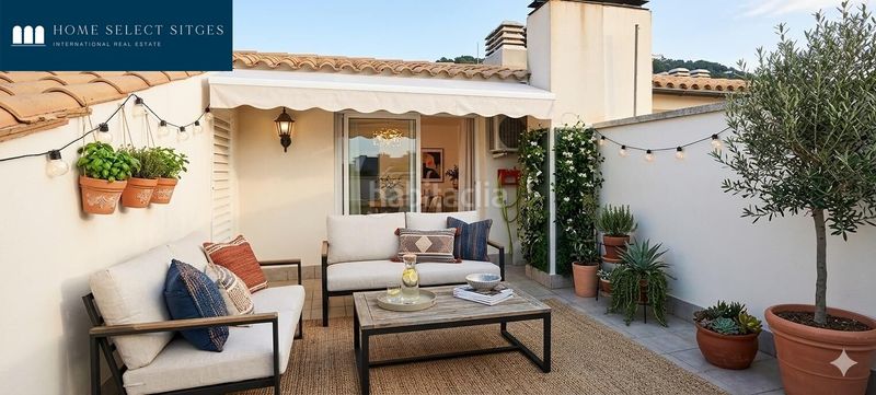 Foto bd75cc12-f2ca-4ac2-a999-01ffb3c4b908. Casa aparellada amb calefacció aparcament piscina a Sitges